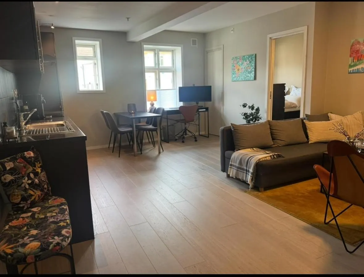 Contatos de Modern Central Apartment In A Quiet Area