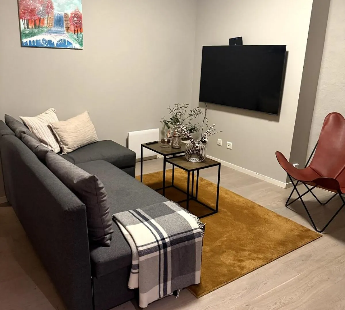 Modern Central Apartment In A Quiet Area Bergen